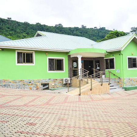 Akosombo 3A'S Guest House מראה חיצוני תמונה