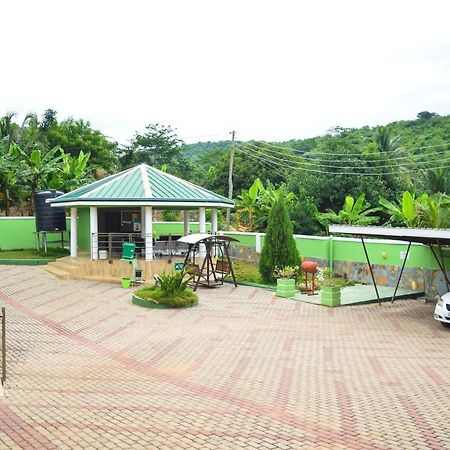 Akosombo 3A'S Guest House מראה חיצוני תמונה