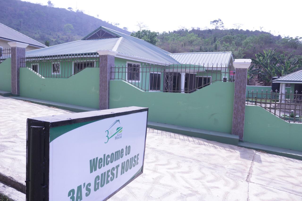 Akosombo 3A'S Guest House מראה חיצוני תמונה