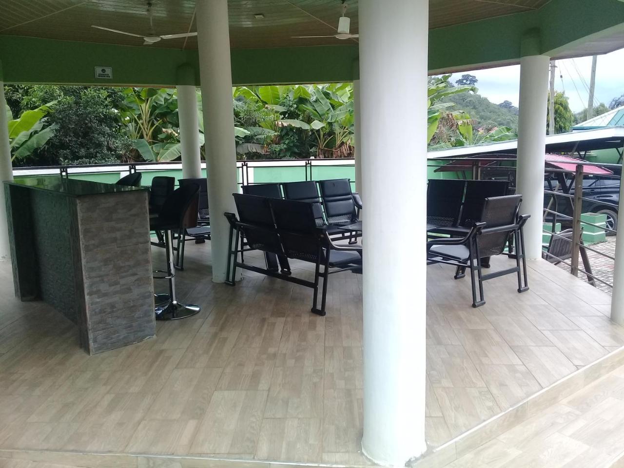 Akosombo 3A'S Guest House מראה חיצוני תמונה