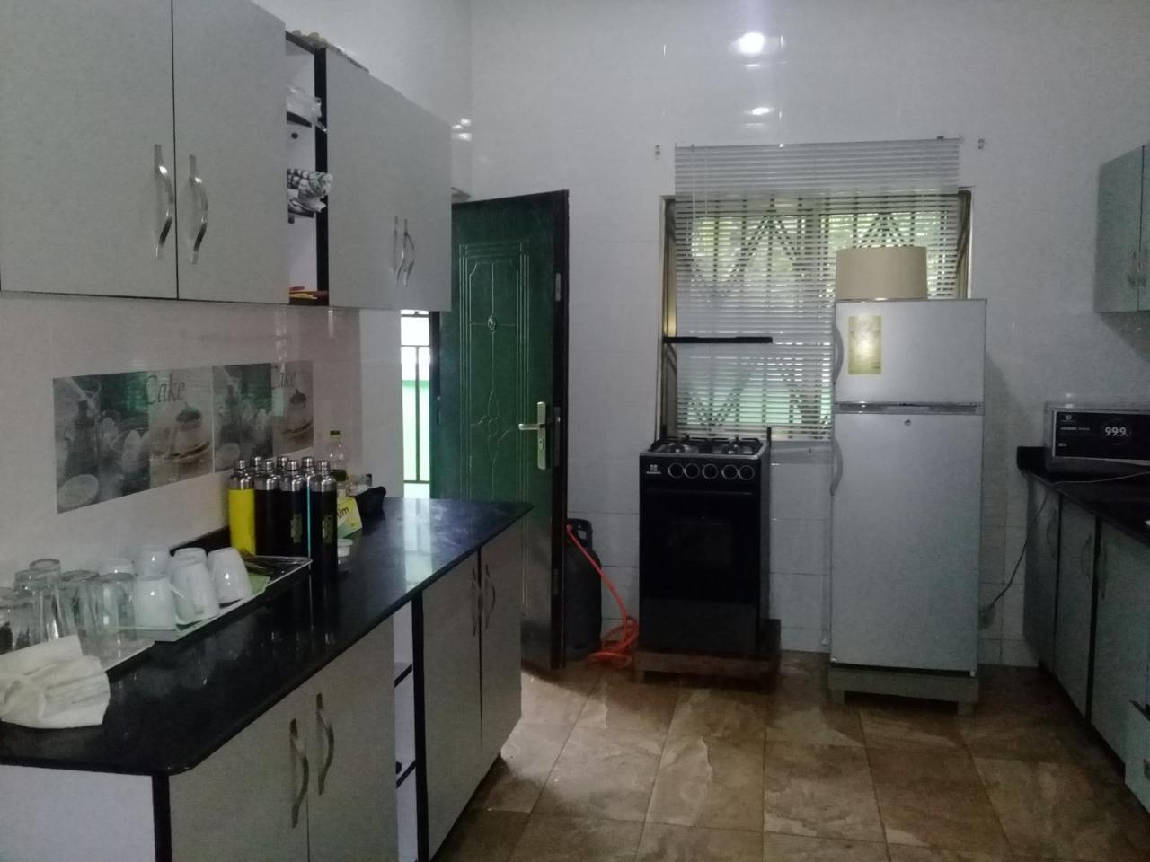 Akosombo 3A'S Guest House מראה חיצוני תמונה